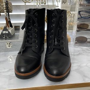 Naturalizer Boots